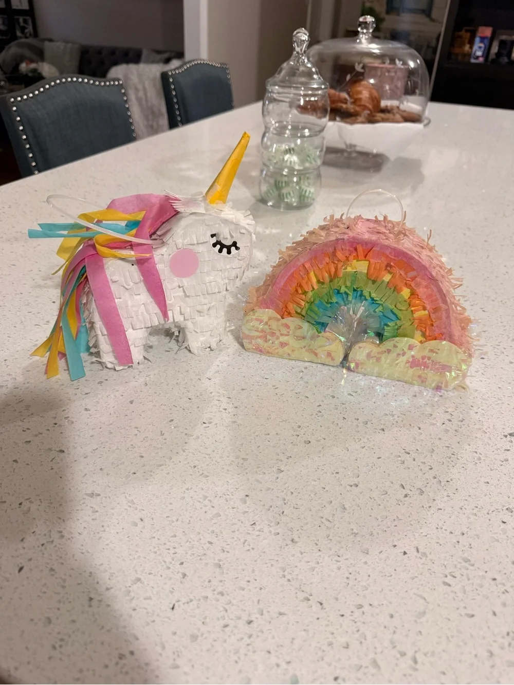 Unbranded White Unicorn and Rainbow Piñata’s Party Favor Set - Pastel Colors